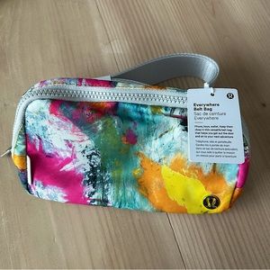 NWT Lululemon Everywhere Belt Bag Multicolor